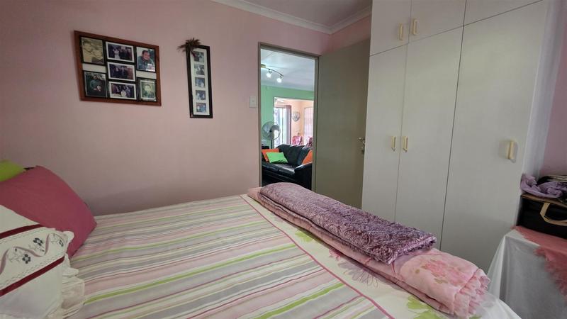 3 Bedroom Property for Sale in Fraaiuitsig Western Cape